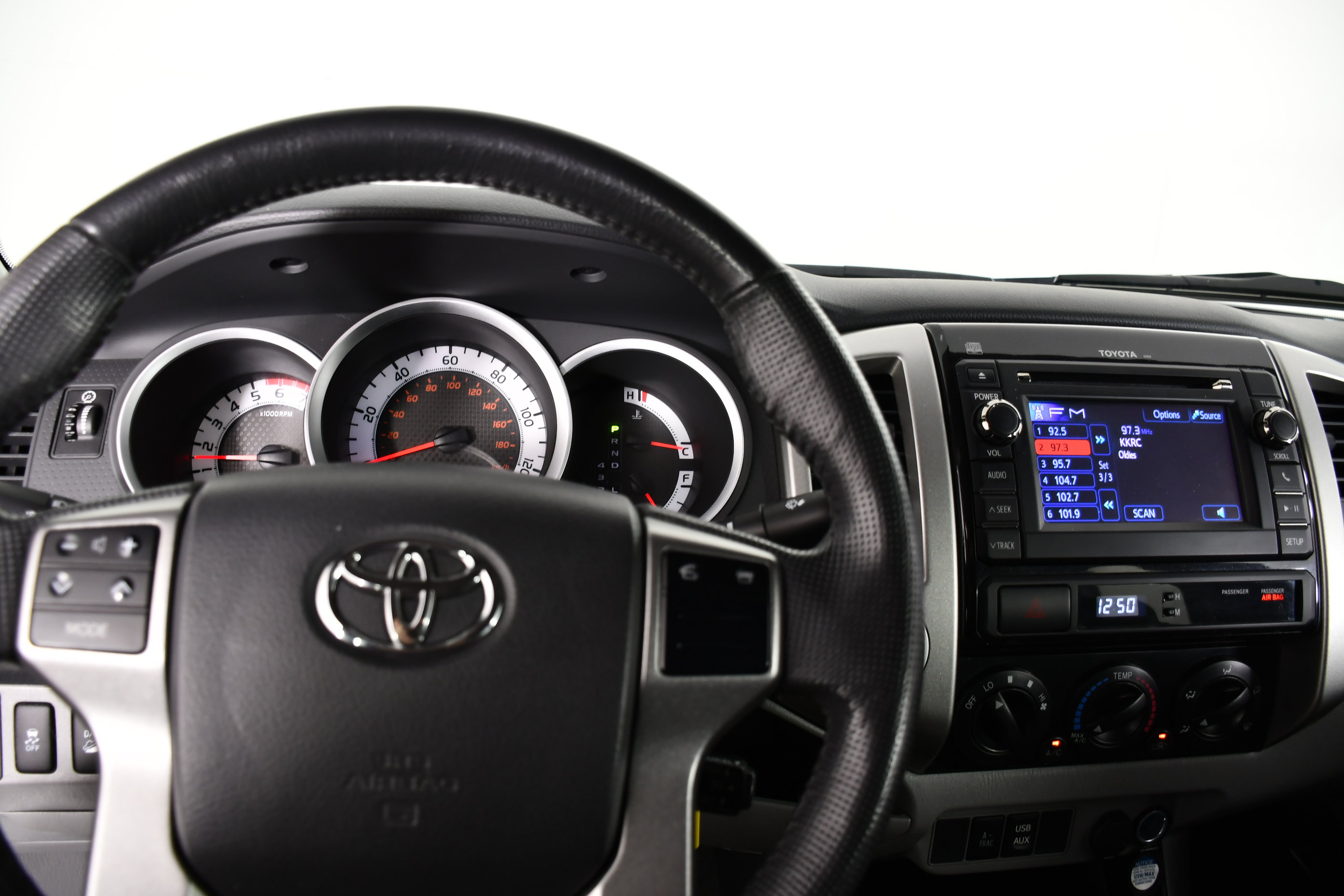 Used 2013 Toyota Tacoma 4x4 Double Cab w/ TRD Off-Road Pkg image 18
