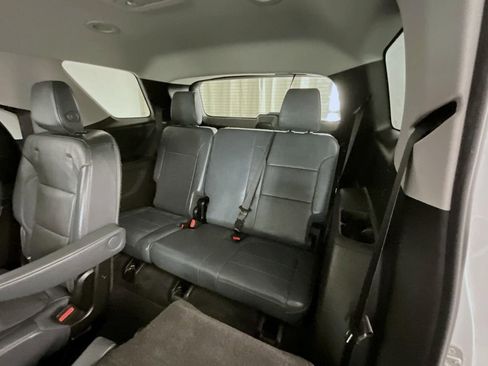 Certified 2018 Chevrolet Traverse LT image 20