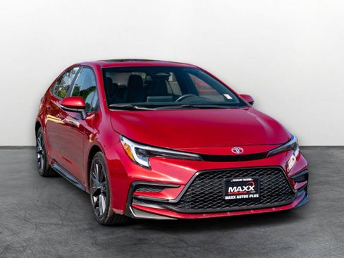 Used 2024 Toyota Corolla XSE FWD image 1