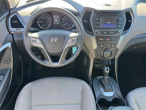 Used 2018 Hyundai Santa Fe Sport image 8