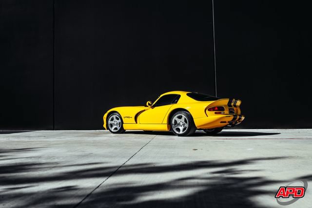 Used 2001 Dodge Viper GTS RWD image 21