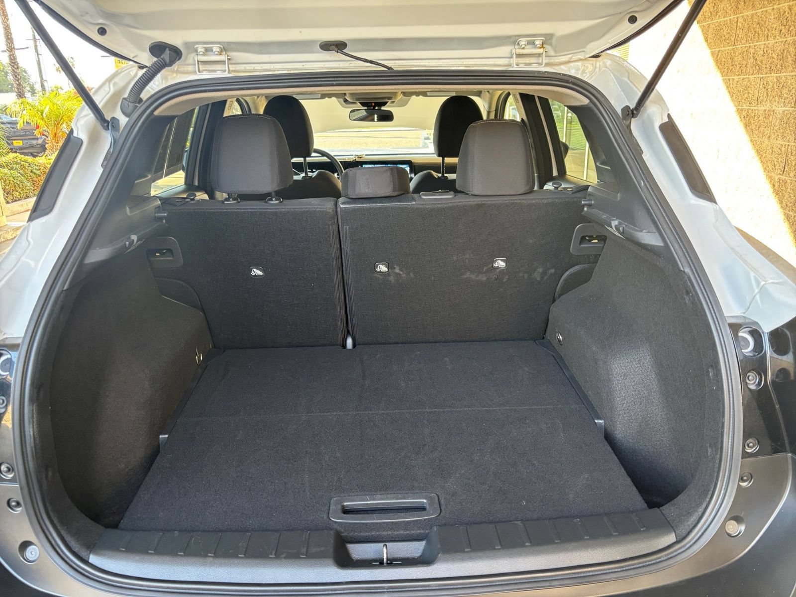 Used 2026 Nissan Kicks SV w/ Cold Weather Package FWD image 29