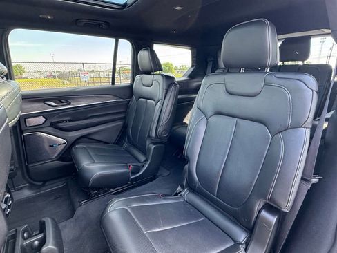 Used 2022 Jeep Grand Cherokee L Overland AWD/4WD image 47