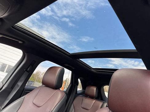 Used 2020 Ford Edge Titanium w/ Equipment Group 301A image 29