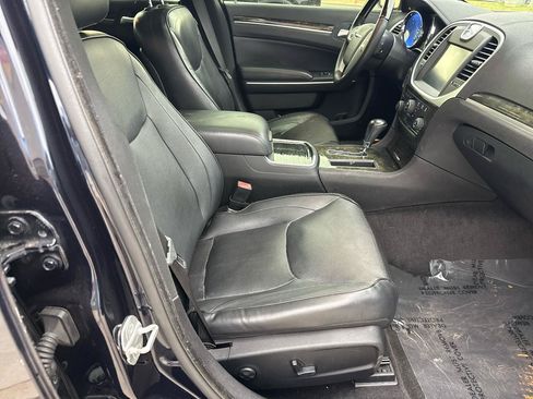 Used 2011 Chrysler 300 C w/ Sound Group RWD image 46