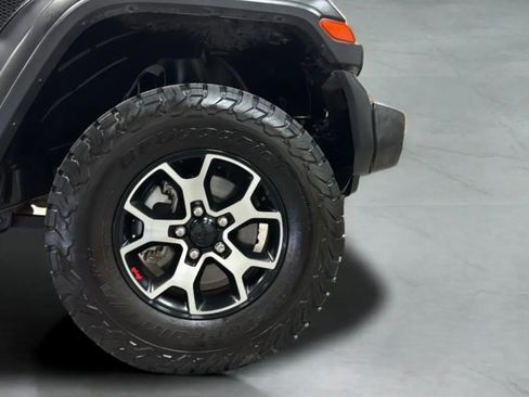 Used 2018 Jeep Wrangler Unlimited Sport AWD/4WD image 28
