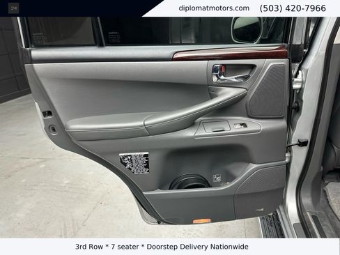 Used 2009 Lexus LX 570 4WD image 24