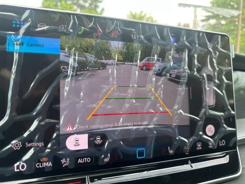 New 2026 Volkswagen Tiguan SE R-Line AWD/4WD image 15