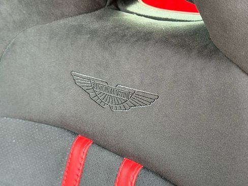 Used 2023 Aston Martin V8 Vantage Coupe image 5
