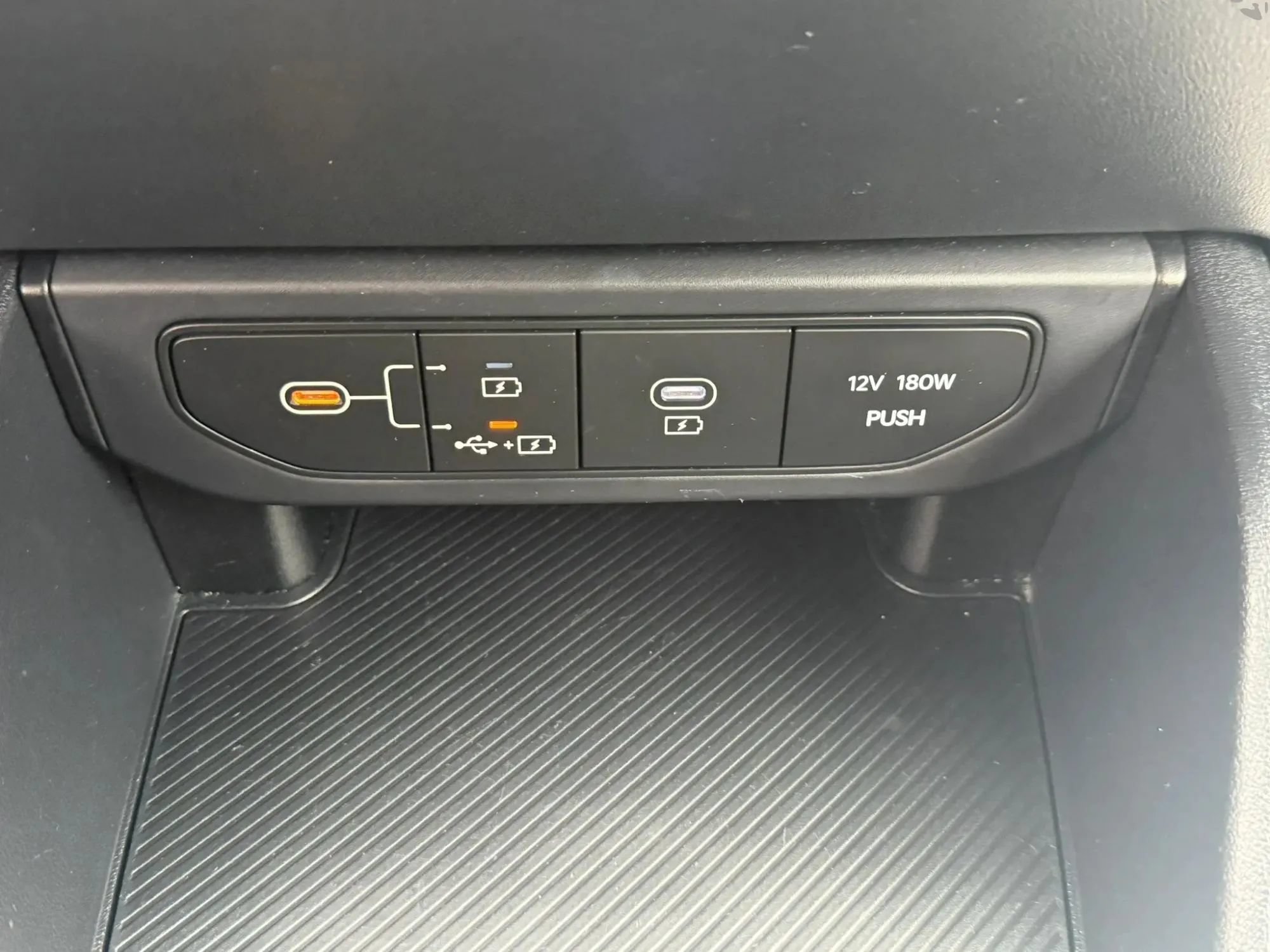 Used 2025 Kia K4 FWD image 20