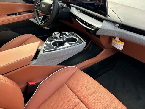 New 2026 Cadillac Optiq Sport 2 image 16