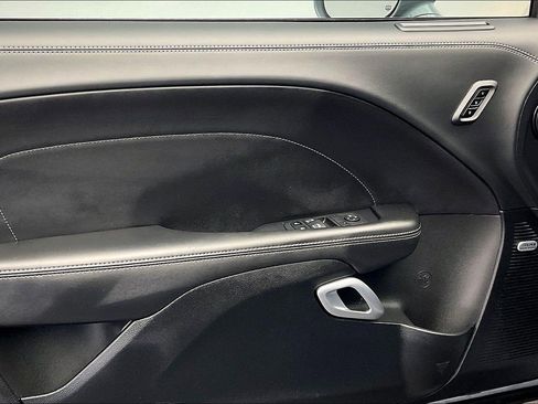 Used 2021 Dodge Challenger R/T Scat Pack w/ T/A Package image 25