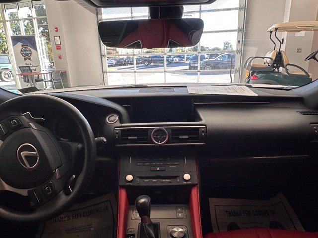 Used 2015 Lexus RC F w/ Premium Package RWD image 29