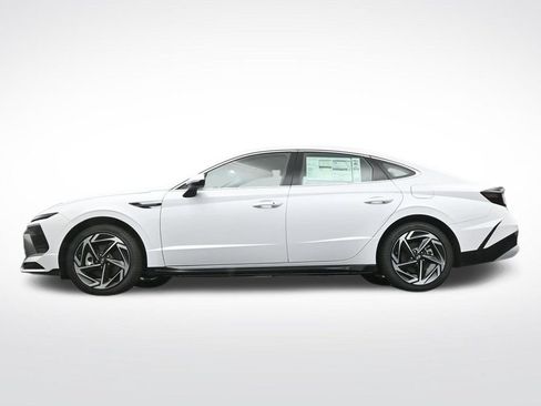 New 2026 Hyundai Sonata SEL FWD image 12