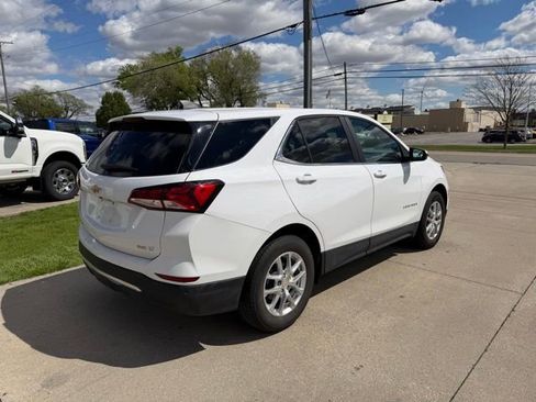 Used 2024 Chevrolet Equinox LT AWD/4WD image 6