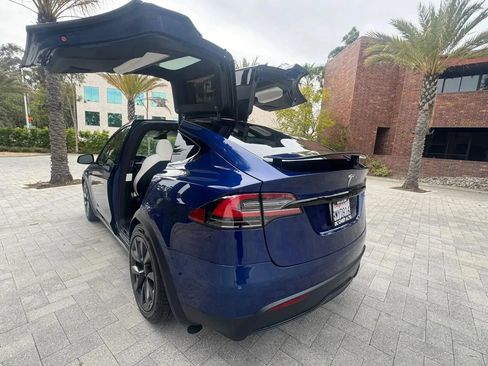 Used 2022 Tesla Model X AWD/4WD image 7