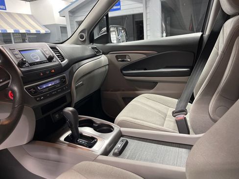 Used 2020 Honda Pilot LX image 17
