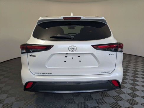 New 2026 Toyota Highlander Limited AWD/4WD image 6