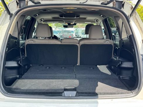 Used 2019 Honda Pilot Touring image 19