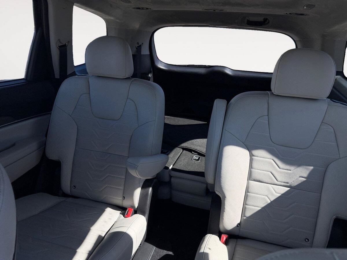 Used 2022 Kia Telluride SX w/ SX Prestige Package AWD/4WD image 13