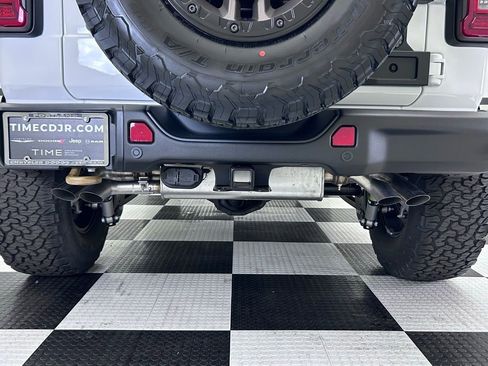 New 2025 Jeep Wrangler Unlimited Rubicon 392 image 9