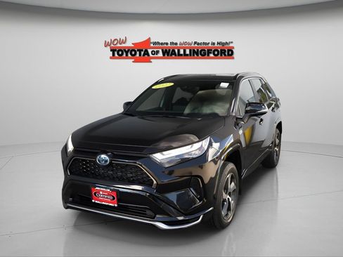 Certified 2022 Toyota RAV4 SE w/ Weather & Moonroof Package AWD/4WD image 1