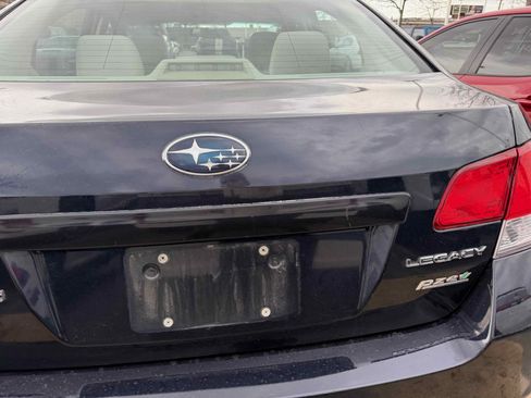 Used 2012 Subaru Legacy 2.5i Premium image 9