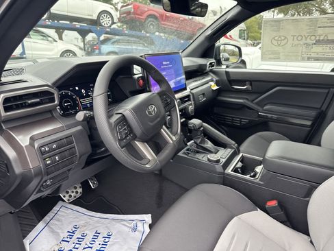 New 2025 Toyota Tacoma TRD Sport RWD image 15