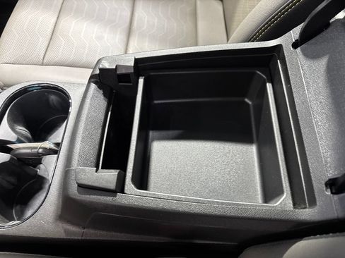 Used 2025 Chevrolet Colorado ZR2 w/ Technology Package AWD/4WD image 49