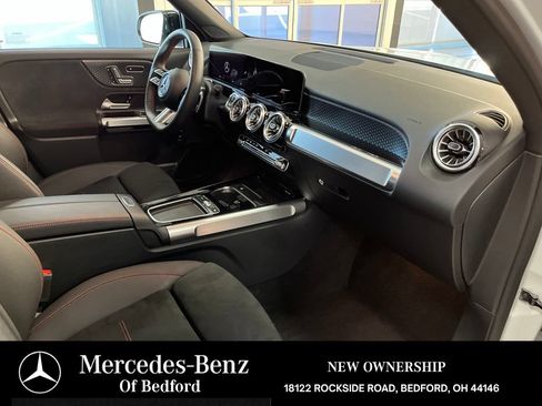 Used 2026 Mercedes-Benz GLB 250 4MATIC image 18
