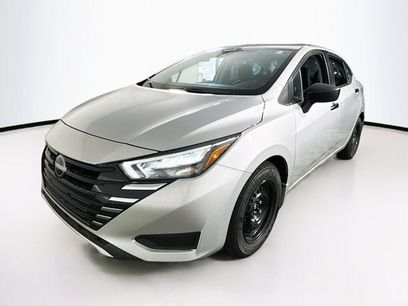 New 2025 Nissan Versa S w/ Trunk Package