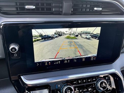 Used 2024 GMC Sierra 1500 Denali w/ Technology Package AWD/4WD image 21