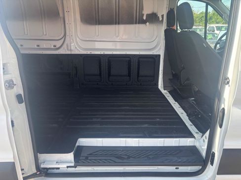 Used 2023 Ford Transit 250 148 High Roof RWD image 20