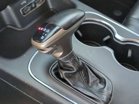 Used 2020 Dodge Durango SXT RWD image 15