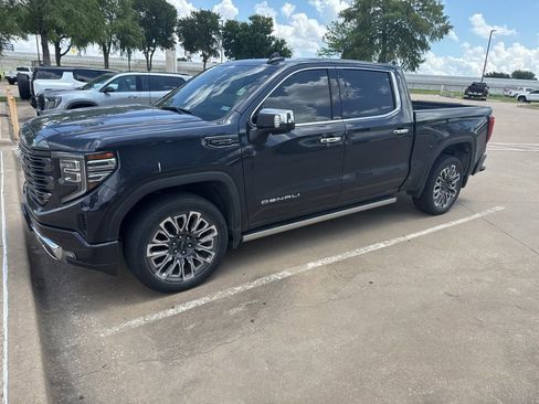 Used 2023 GMC Sierra 1500 Denali Ultimate AWD/4WD image 1