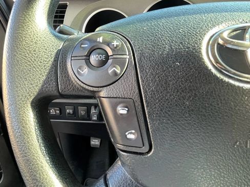 Used 2012 Toyota Tundra 4x4 Double Cab image 21