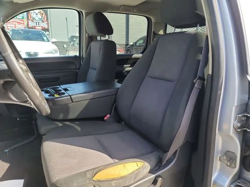 Used 2014 Chevrolet Silverado 2500 LT w/ Z71 Appearance Package AWD/4WD image 9