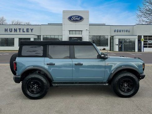 Used 2023 Ford Bronco Wildtrak image 5