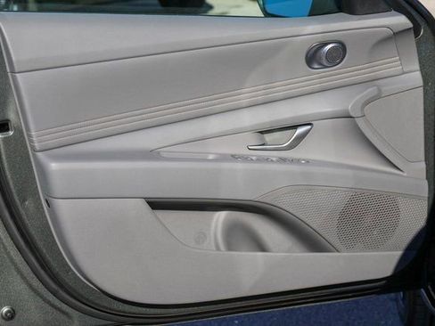 New 2026 Hyundai Elantra Sport image 9