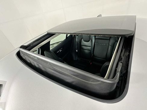 Used 2025 Volvo S60 B5 Core image 20