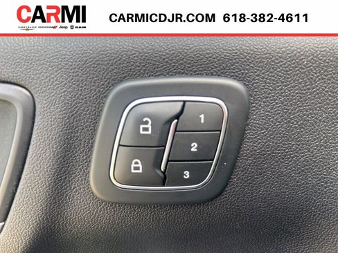 Used 2022 Ford Escape SEL w/ Technology Package image 14