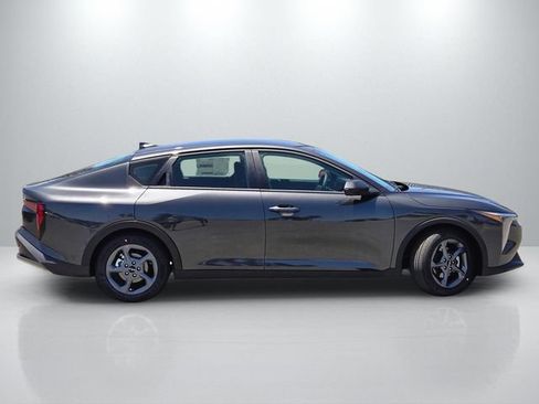 New 2026 Kia K4 FWD image 3