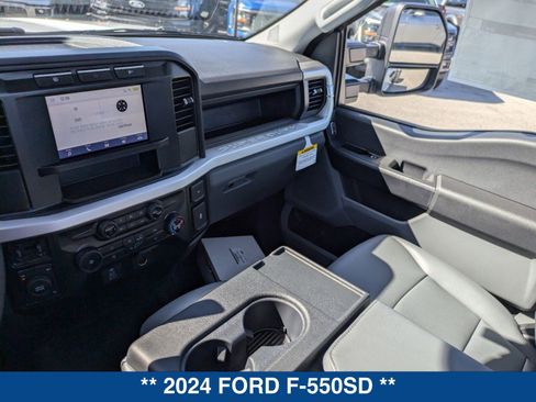 New 2024 Ford F550 4x4 Regular Cab Super Duty w/ XL Chrome Package image 26