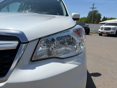 Used 2014 Subaru Forester 2.5i Limited AWD/4WD image 18