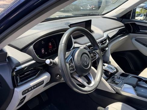 Certified 2024 Acura MDX FWD w/ Technology Package image 11