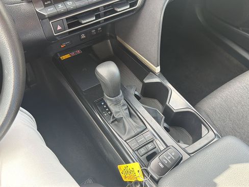 Used 2025 Toyota Camry LE FWD image 22