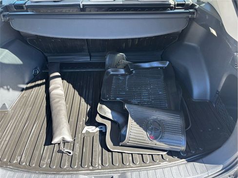 Used 2024 Toyota RAV4 Limited image 49