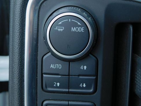 Used 2020 Chevrolet Silverado 1500 LTZ image 36