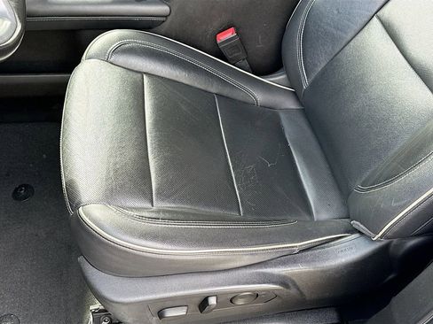 Used 2021 GMC Yukon XL SLT image 21