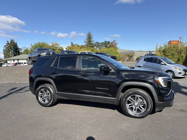 Used 2025 GMC Terrain Elevation AWD/4WD image 9